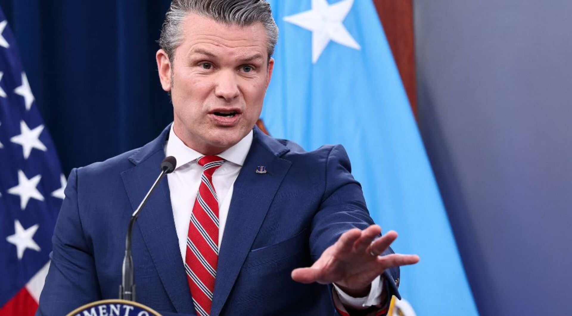 Video thumbnail for Pentagon briefing: Hegseth defends Hormuz mission, says US-Iran ceasefire intact