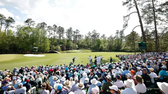 Video thumbnail for Rory roars back in round 2 of Masters, Rose still leads