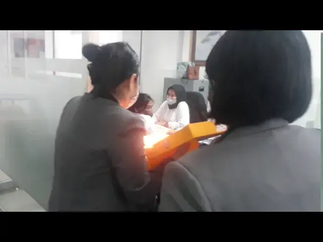 Video thumbnail for Happy Birthday Ibu Melisa Purnama @Office @Danamon