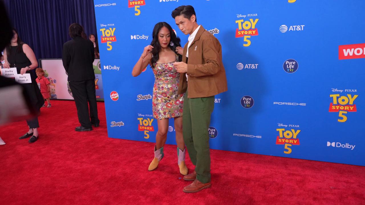 Video thumbnail for CA: Disney and Pixar's TOY STORY 5 Los Angeles Premiere - Arrivals 9.