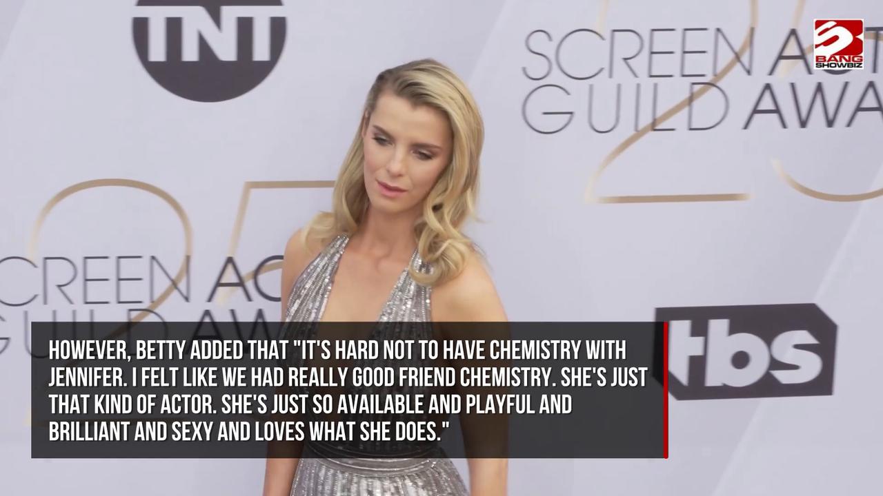 Video thumbnail for Betty Gilpin hails 'beautiful' Office Romance co-star Jennifer Lopez