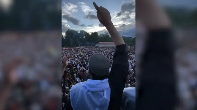 Video thumbnail for Thousands march in Pakistan-administered Kashmir amid election unrest