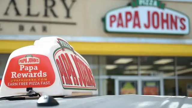Video thumbnail for US: Footage shows Papa John's pizza shop in Washington DC.