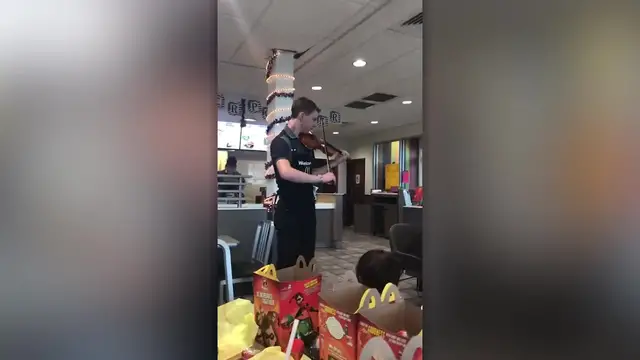 Video thumbnail for McDonald's Employee Rousing Rendition Of Anthem On July 4th | Happily TV