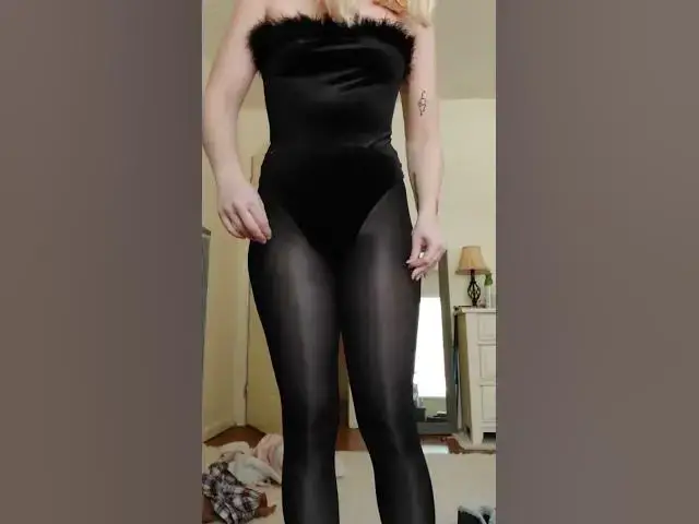 Video thumbnail for 💝 Opaque Tights 💝 Wolford Satin De Luxe Tights: shiny opaque pantyhose