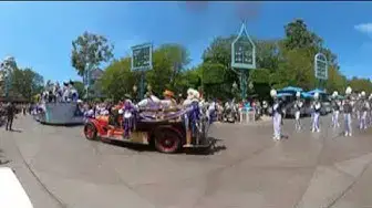Video thumbnail for Disneyland 68th Anniversary Cavalcade in 360 Degrees