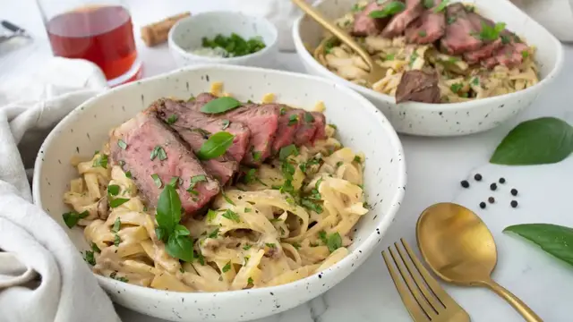 'Video thumbnail for This Elevated Steak Alfredo Takes Just 30 Minutes To Make'