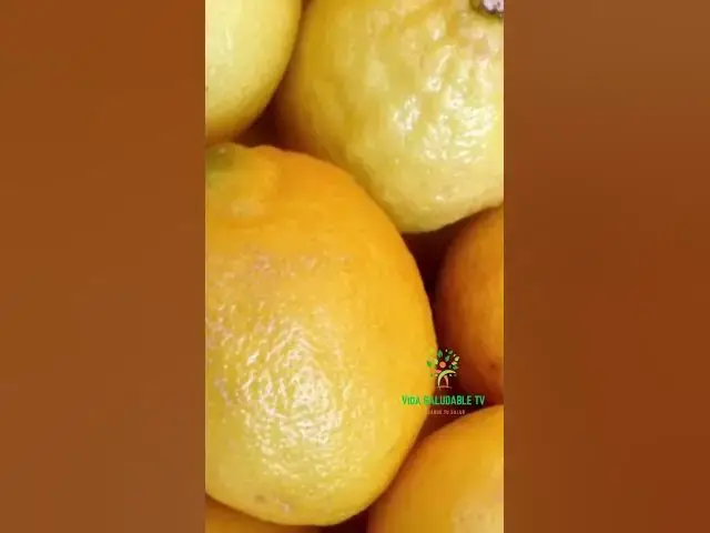 'Video thumbnail for PODEROSO JUGO NATURAL | Descubre los beneficios del jugo de zanahoria, manzana y limón.🥕🍏🍋'