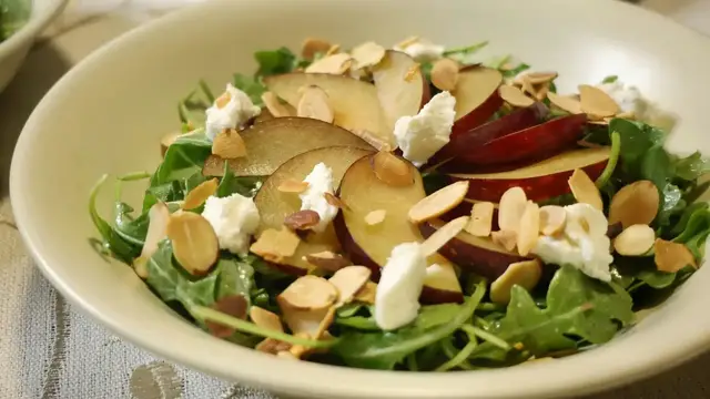 'Video thumbnail for Give Your Meal A French Flair With This Arugula Salad Recipe'