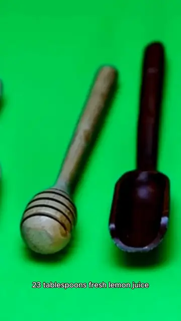 Video thumbnail for lemon glaze recipe