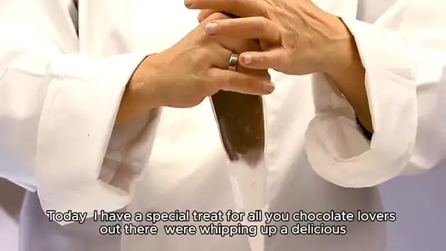 Video thumbnail for Raspberry & dark chocolate cheat’s ice cream terri