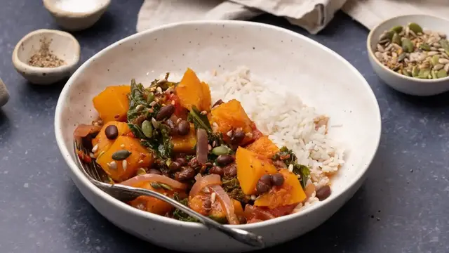 Video thumbnail for Hearty Pumpkin And Black Bean Casserole Recipe