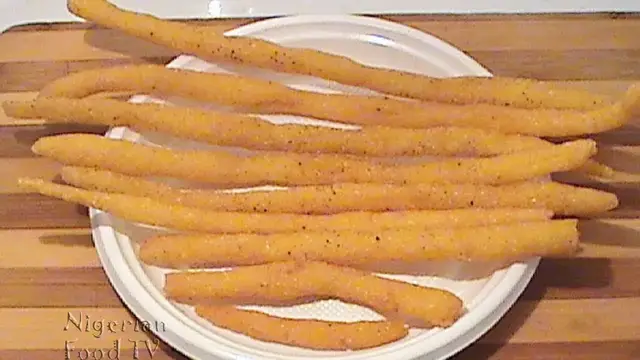 Video thumbnail for Kokoro (Korokoro) | Nigerian Snacks recipe