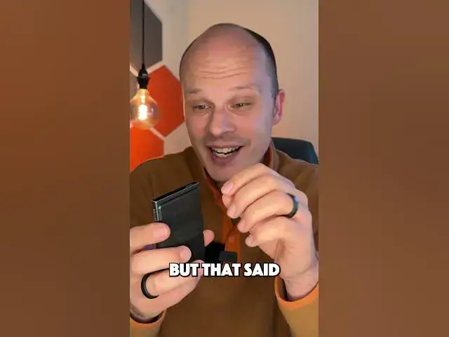 'Video thumbnail for How DURABLE is the Ekster Aluminum Wallet?'