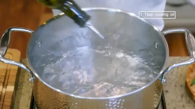 'Video thumbnail for The Best Okra Recipe (Ready in 5 Minutes) (720p 60fps)'