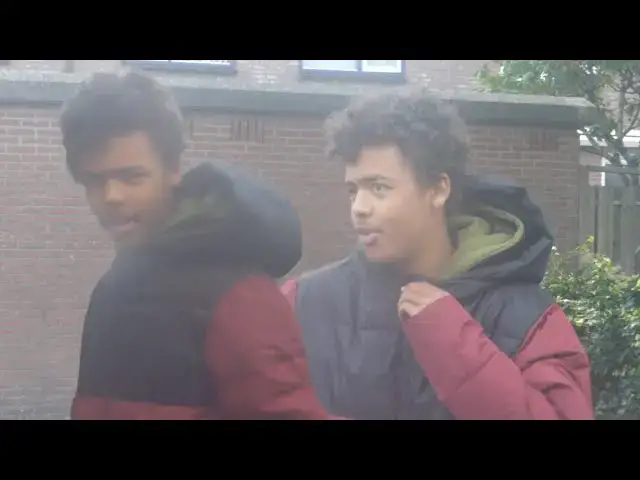 Video thumbnail for POV: JE BENT EEN VAPE DEALER