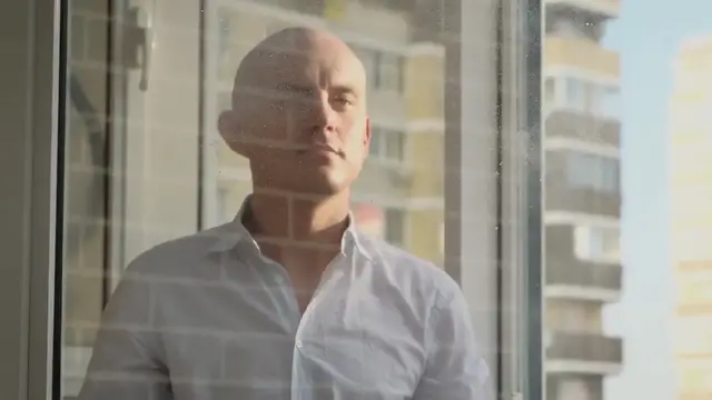 Video thumbnail for Window Cleaning Methods