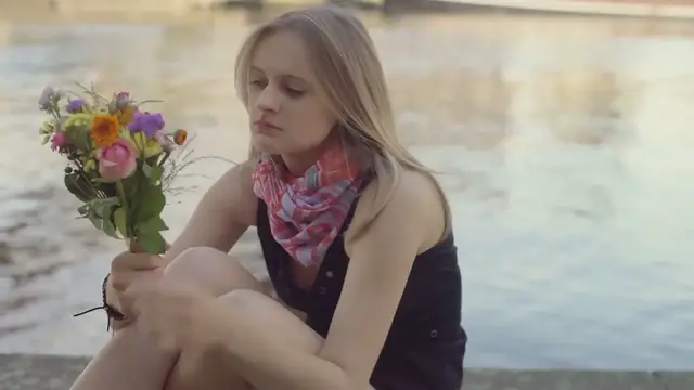 Video thumbnail for Ga. Mom Killed Her 11-Year-Old Daughter Who'd Recently Completed Swim Program Before Turning Gun on Herself