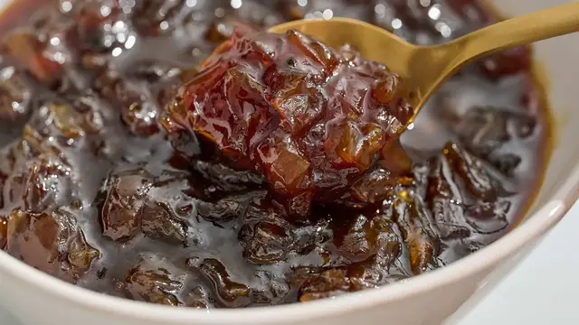 Video thumbnail for Easy Onion Jam Recipe