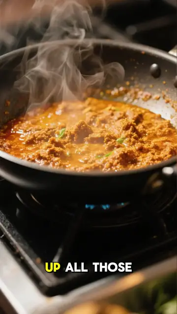 'Video thumbnail for Thai red curry prawn stir fry'