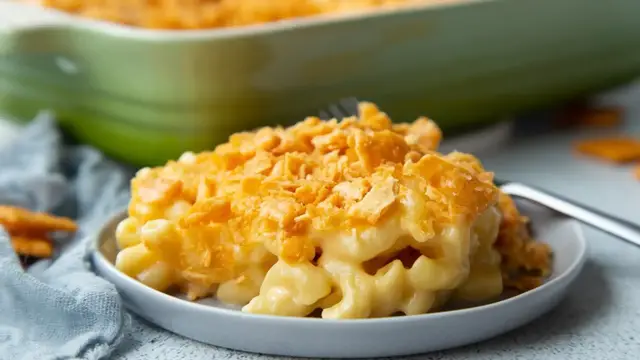 'Video thumbnail for Cheez-On-Cheese Velveeta Mac And Cheese Recipe'