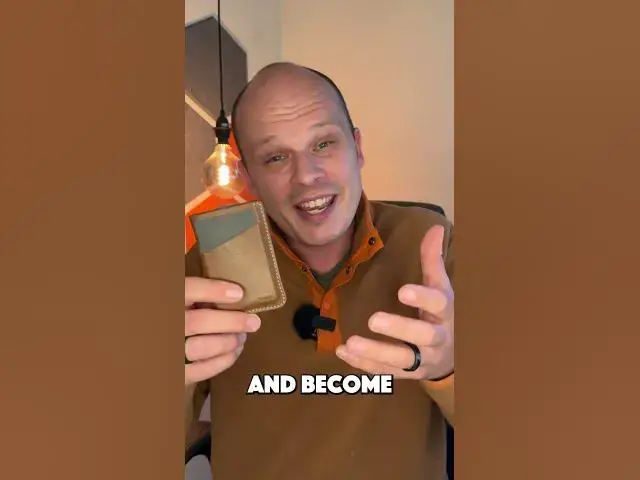 'Video thumbnail for IS THE Bellroy Card Sleeve DURABLE?'