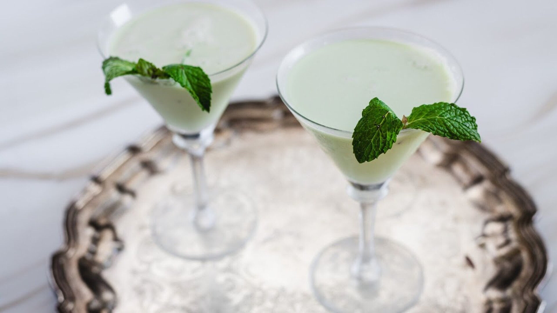 Video thumbnail for Classic Grasshopper Cocktail Recipe