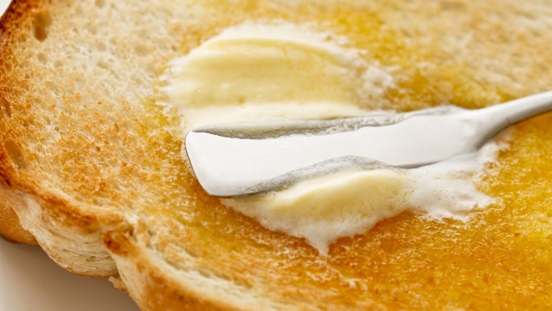 Video thumbnail for Butter Your Bread Before Toasting, Here's Why It's Worth It