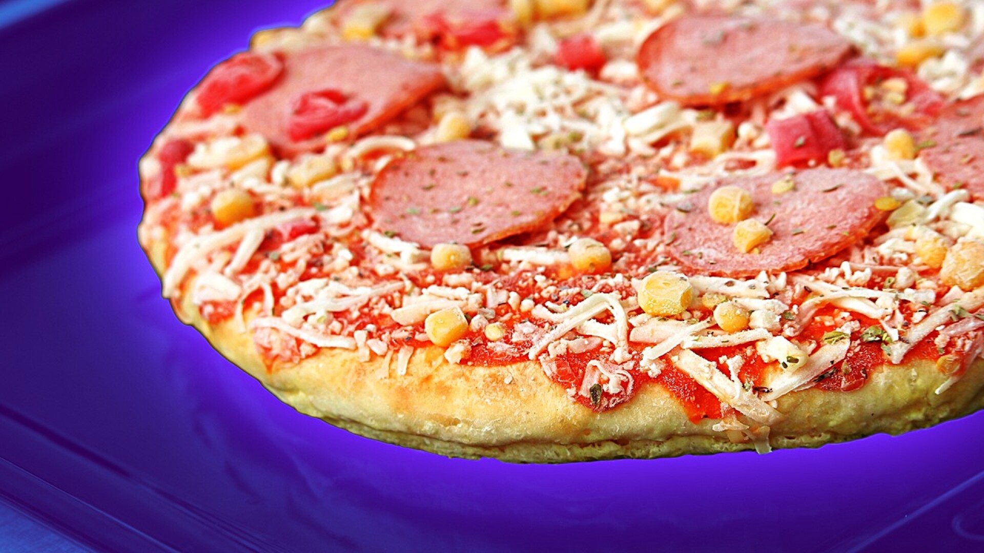 Video thumbnail for The One Frozen Pizza Brand That's Superior To All Others