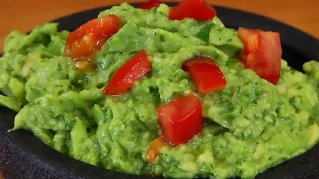 Video thumbnail for How To Make Guacamole(720P HD)