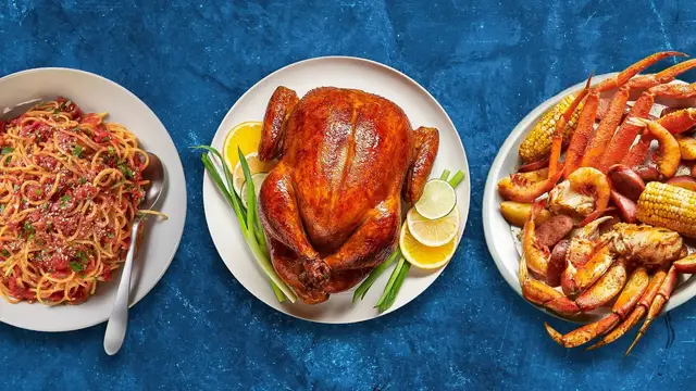 Video thumbnail for Beloved Chain Restaurants We Might Sadly Lose In 2026