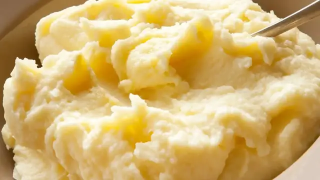 'Video thumbnail for The Creamy Ingredient You Should Be Adding To Mashed Potatoes (& Other Tips)'