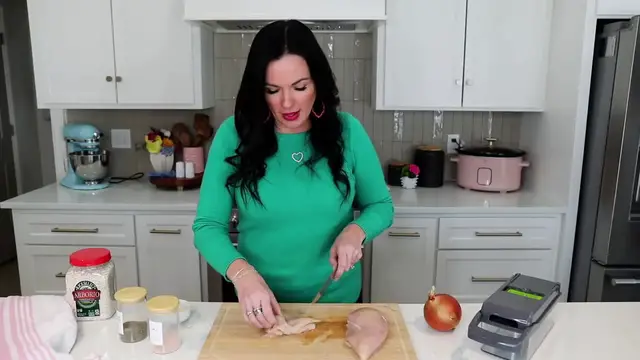 Video thumbnail for Easy Chicken Risotto in 30 Minutes (No Fancy Skills Needed)(720P HD)