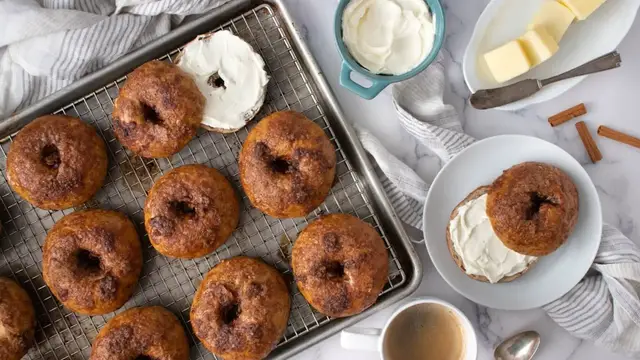 'Video thumbnail for Copycat Panera Cinnamon Crunch Bagel Recipe'