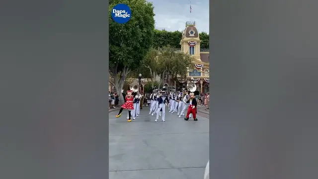 Video thumbnail for Mickey and Minnie dancing into the new week with the Disneyland Band! How is your week starting off?