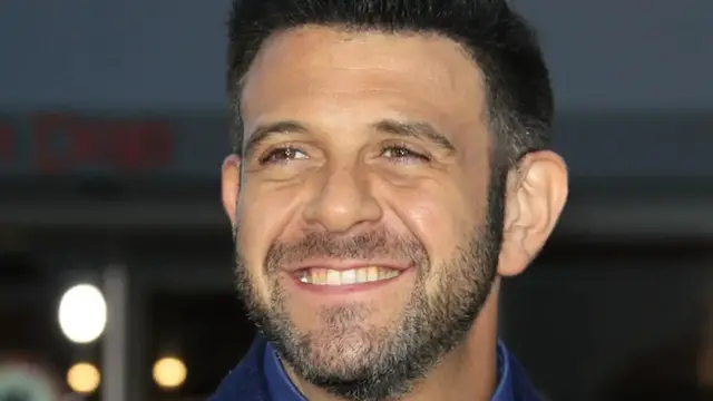 'Video thumbnail for Tragic Details About Man V Food Star Adam Richman'