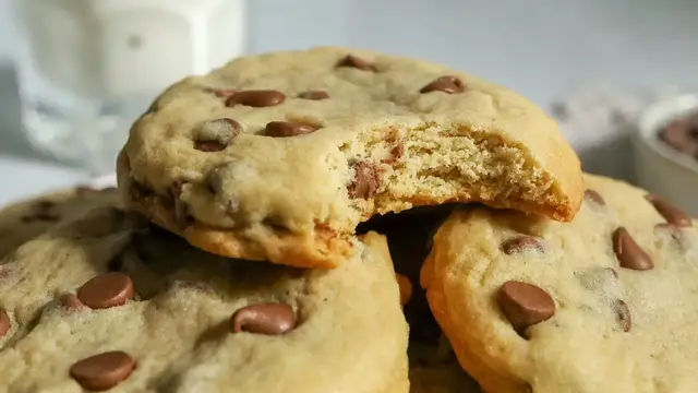 Video thumbnail for This Elevated Crumbl Chocolate Chip Cookie Recipe Is A Perfect Match