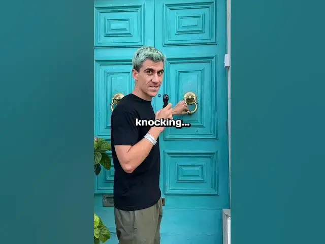 Video thumbnail for Knocking On Strangers' Door To Have Lunch Together