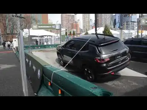 Video thumbnail for Jeep and Dodge at the 2017 New York Auto Show