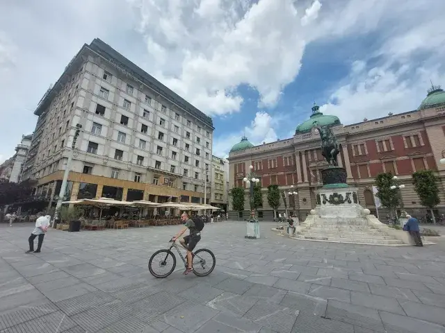 'Video thumbnail for Republic Square (Belgrade) 360 View'