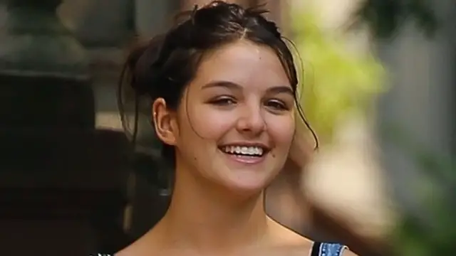 Video thumbnail for Suri Cruise's Lavish Life Will Blow You Away