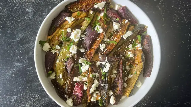 'Video thumbnail for Za'atar Roasted Zucchini And Red Pepper Hummus Recipe'