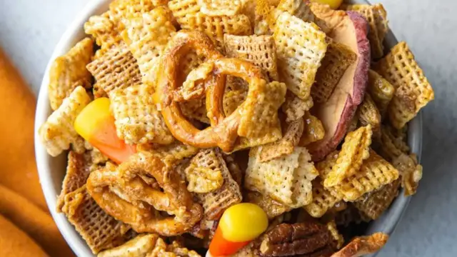 'Video thumbnail for Homemade "Autumn Harvest" Chex Mix Recipe'