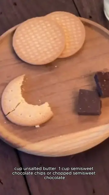 Video thumbnail for flourless chocolate cake recipe