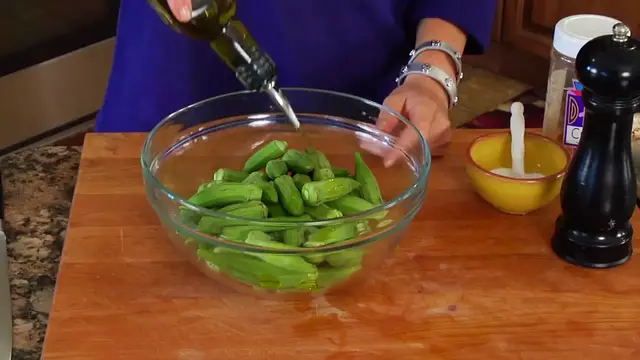 Video thumbnail for How To Roast Okra  (Aka Okra Fries)   Tasty and Easy(720P HD)