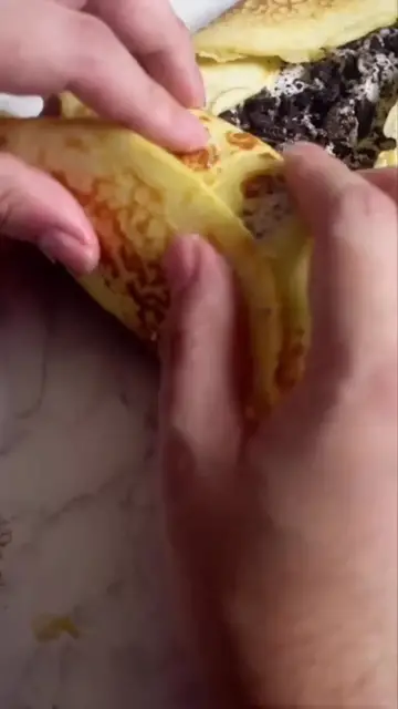 'Video thumbnail for Oreo crepes'