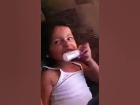 'Video thumbnail for Karina y su miñeca'