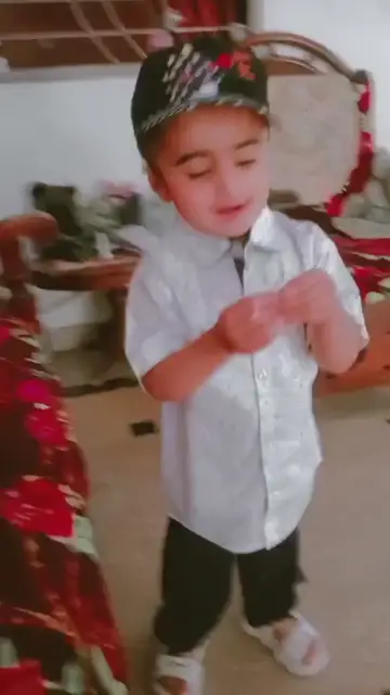 'Video thumbnail for Man mojii bacha'