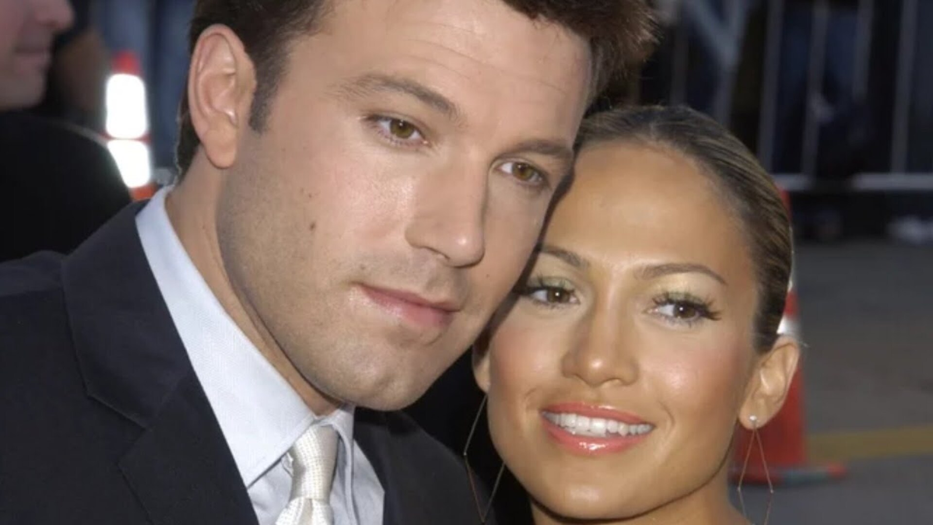 Video thumbnail for Ben Affleck's Transformation Is Simply Stunning