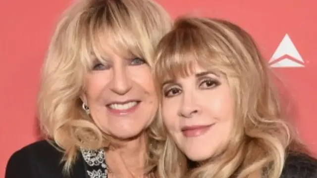 Video thumbnail for The Heartbreaking Death Of Fleetwood Mac Member Christine McVie